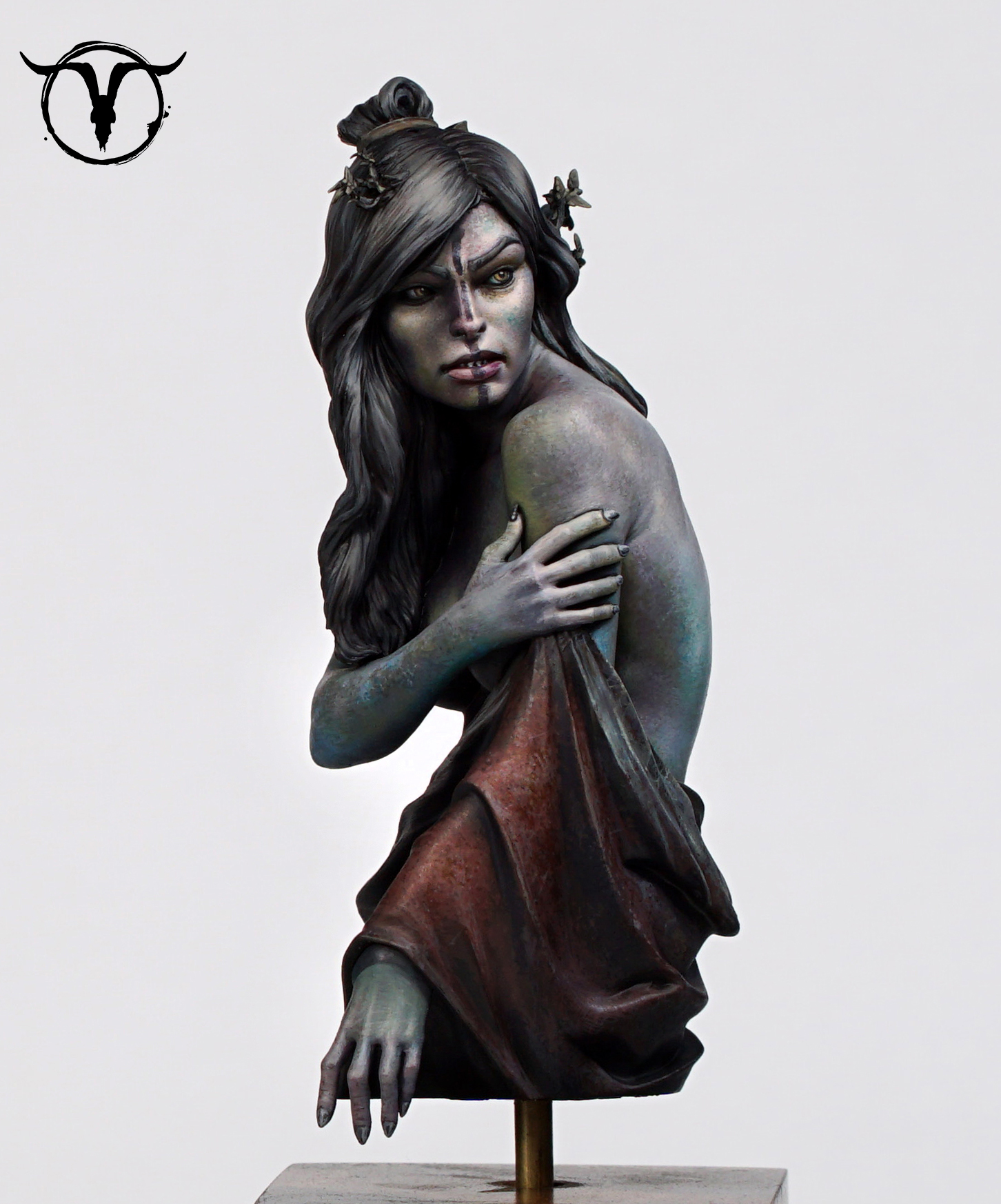 Akelarre Models Busts buste Black Moth résine 400 ex