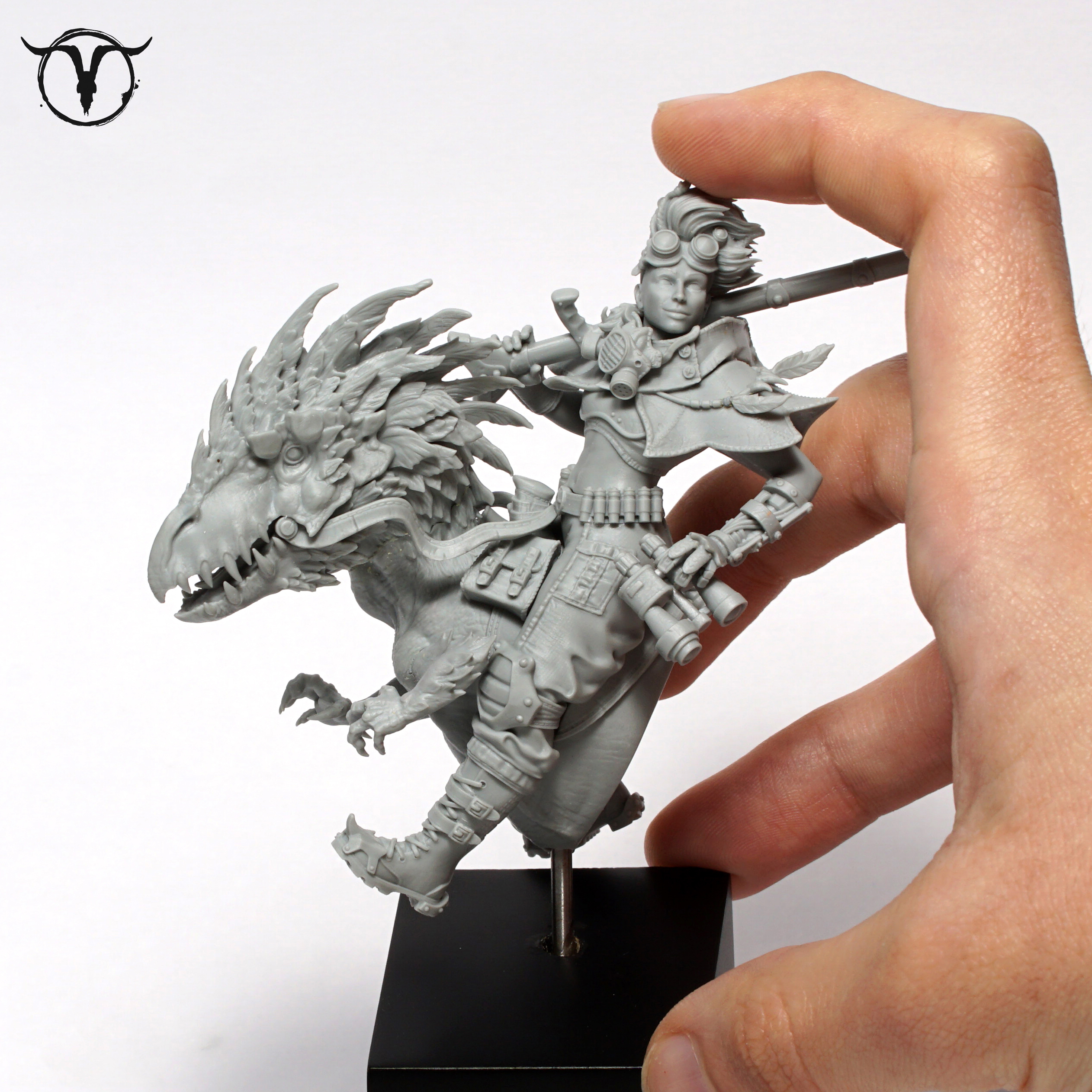 Akelarre Models Leah Falkenwrath Raptor Rider figurine