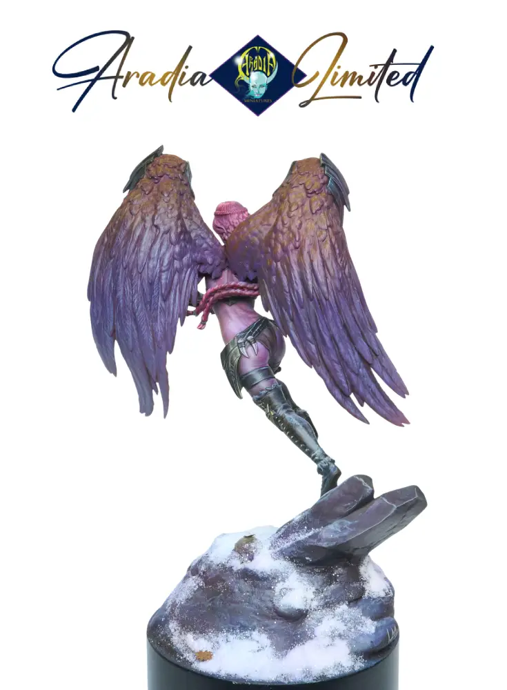 Hyperborea Brynhildr figurine résine valkyrie