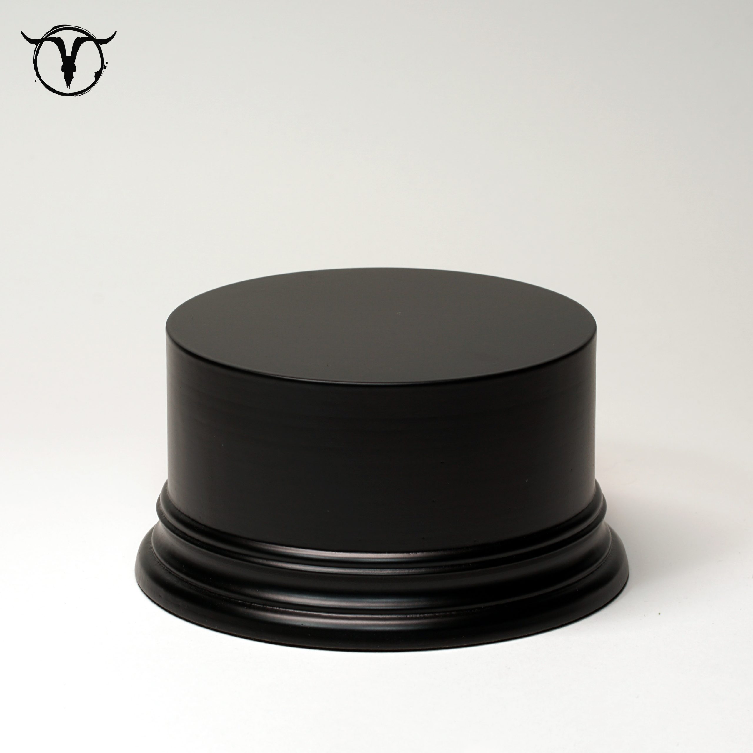 Akelarre Plinths socle bois rond noir 100mm