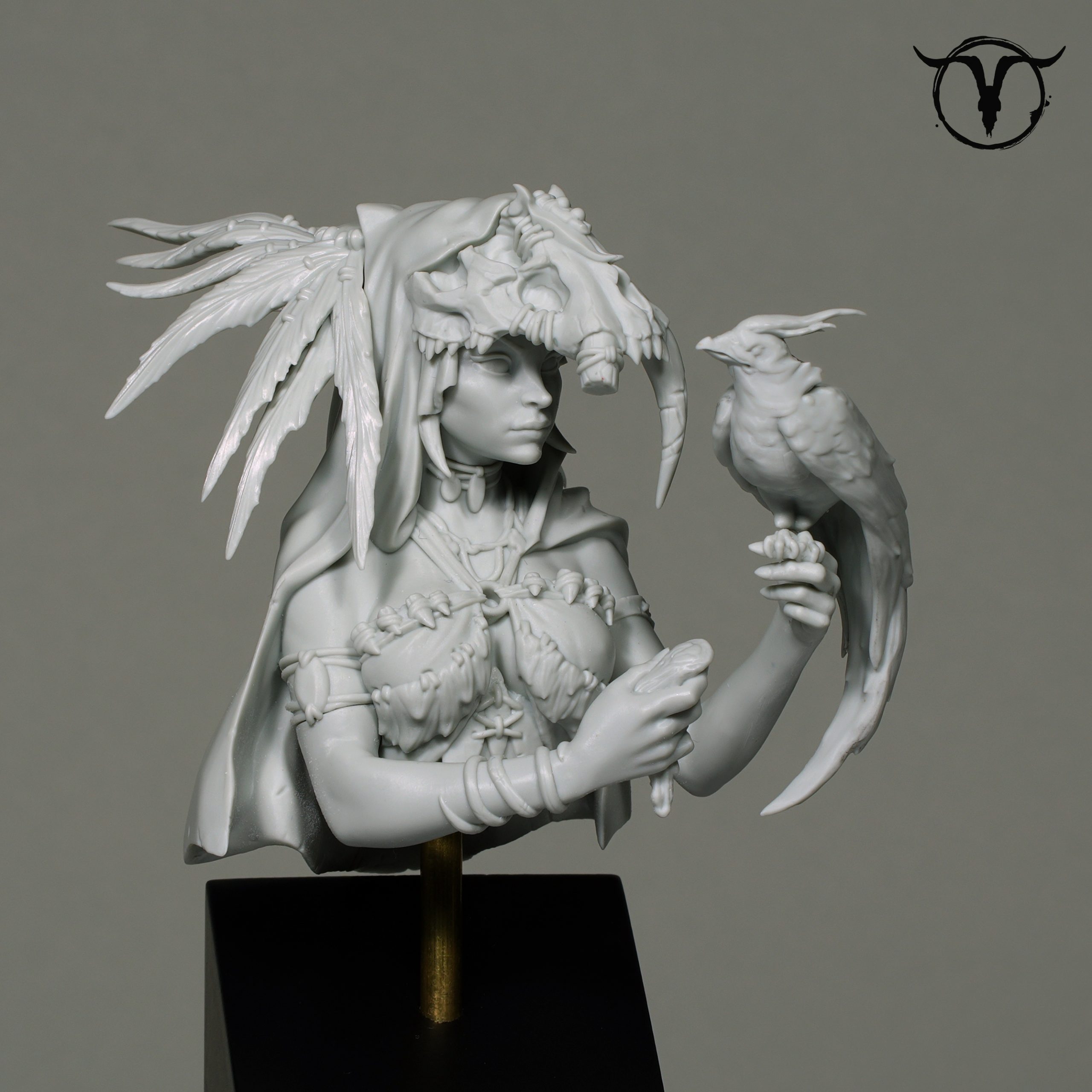 Akelarre Models Busts Vanna Grimnir buste résine chamane oiseau
