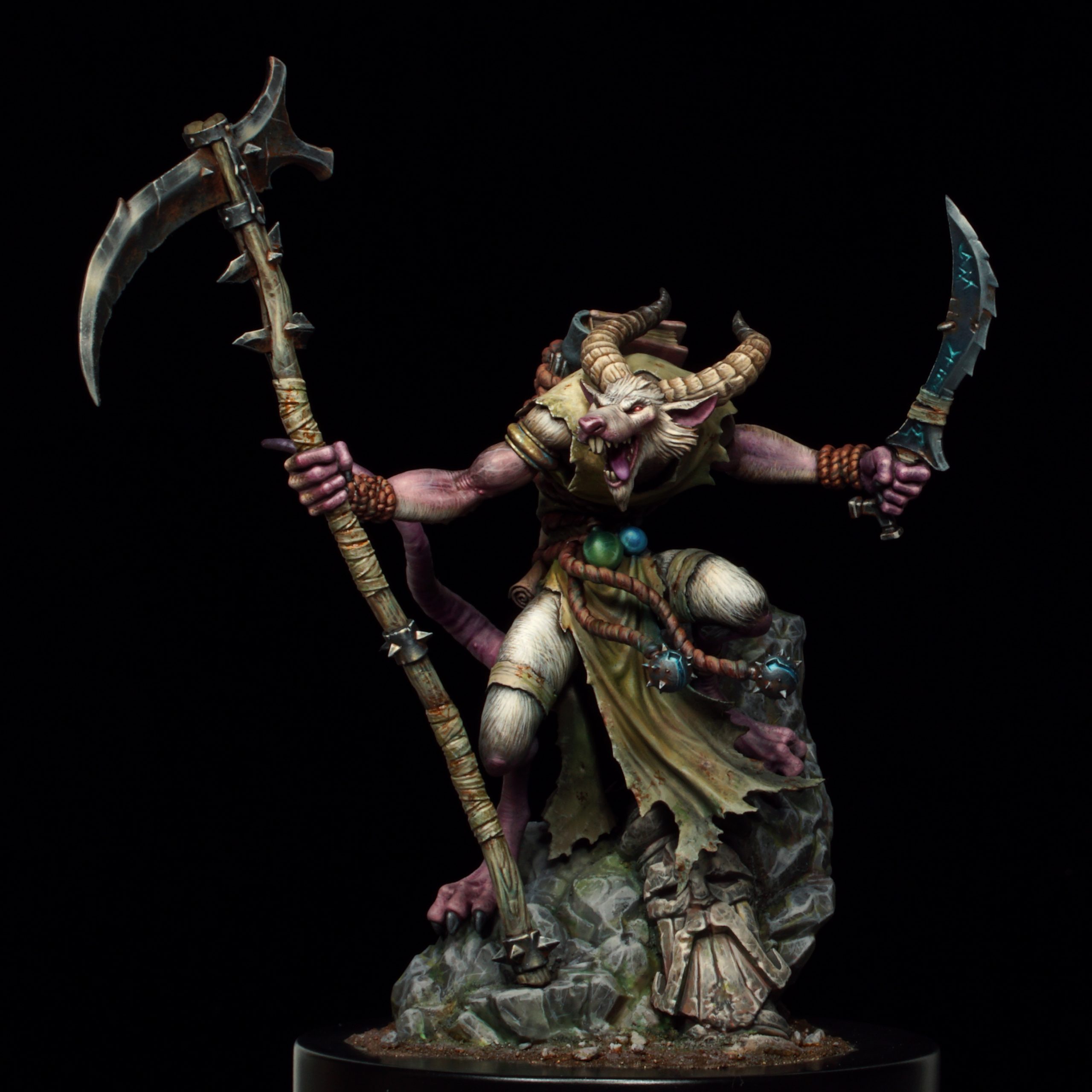 Akelarre Models Murktail Damned Nezumi Gold figurine résine 80 mm